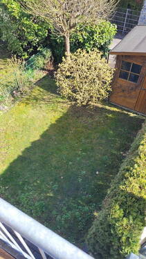 Blick in den Garten - 4 Zimmer Reihenmittelhaus in Erlangen