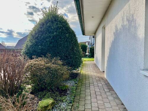 Garage - 