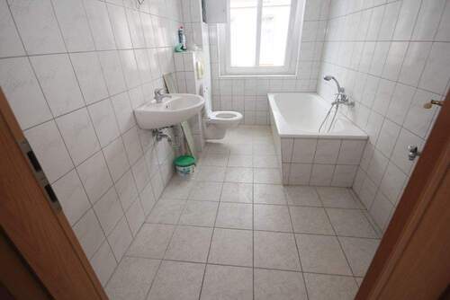 Bad - Etagenwohnung mit 46,00 m² in Döbeln zur Miete