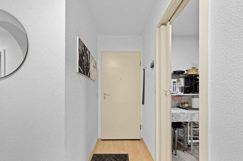 Flur - Etagenwohnung mit 62,00 m² in Pforzheim zum Kaufen