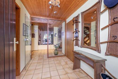 Eingangsbereich - Einfamilienhaus mit 135,00 m&sup2; in Buchholz i.d.N. / Holm-Seppensen zum Kaufen