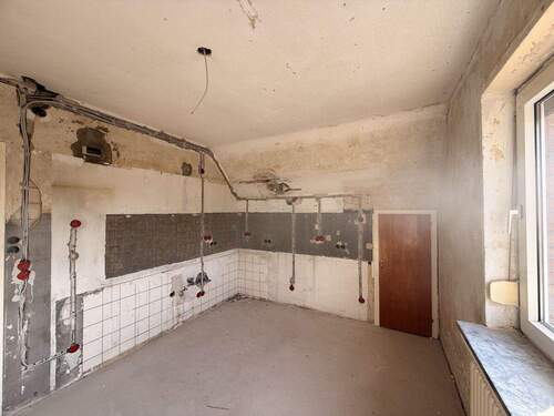 Küche mit Speisekammer - 