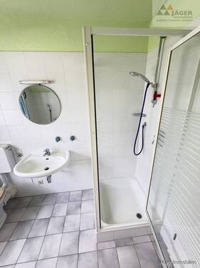 und Dusche - 