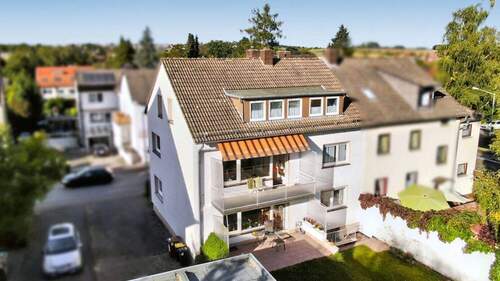 Bild 1 - Großzügiges Mehrfamilienhaus: Raum für Generationen und vielfältige Nutzungsmöglichkeiten