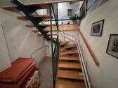 Treppe mit Treppenlift Keller - 