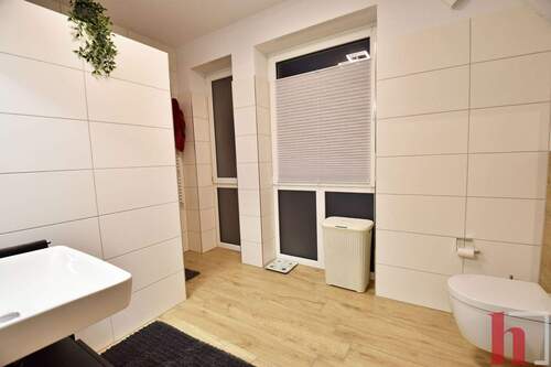 Modernes Badezimmerdesign - 