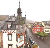 Frei ab sofort 3-Zimmer-Dachgeschosswohnung im 3. Obergeschoss (ohne Aufzug) neue Einbauküche - Traben-Trarbach