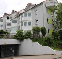 Großzügige 4 Zimmerwohnung mit 2 PKW Stellplätzen *Höfingen* - Leonberg