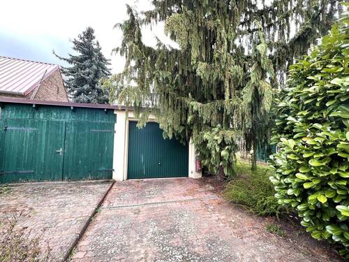 Garage und Werkstatt - 