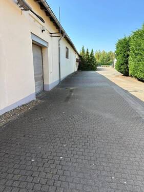 Ausgang Halle 3.jpg - 