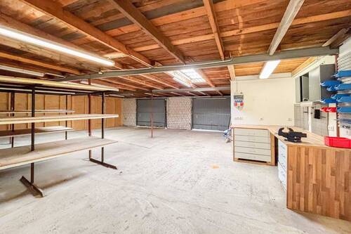 Garage - 