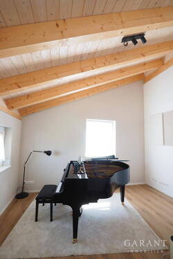 Zimmer OG - 