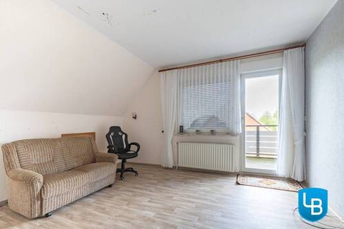 Schlafzimmer mit Zugang zur Loggia - 