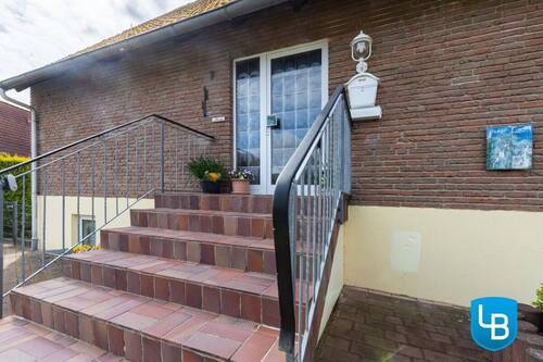 Hauseingang - Einfamilienhaus mit 160,00 m² in Bosau / Hassendorf zum Kaufen