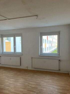 Wohnbereich - 3 Zimmer Etagenwohnung zur Miete in Erfurt