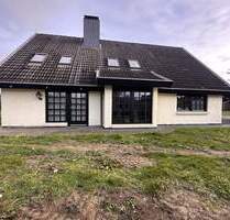 Großes Haus mit Doppelcarport in sehr guter Lage - Ahrensbök