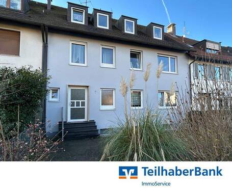 Bild 1 - Hier legen Sie Ihr Geld gut an... Vermietetes Reihenmittelhaus in St. Leonhard