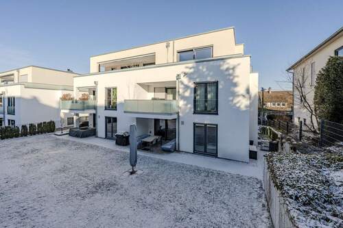 Hochwertige Stadtvilla - 