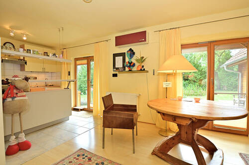 Platz für großen Tisch - 