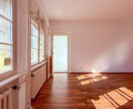 Wohnzimmer - 2 Zimmer Etagenwohnung zum Kaufen in Berlin