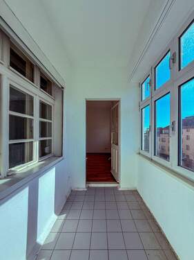 Loggia - Etagenwohnung mit 68,50 m&sup2; in Berlin zum Kaufen