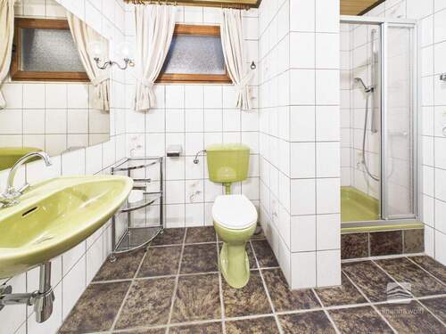 Badezimmer 2/2 (Souterrain) - 