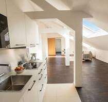 Kleines Dachstudio im sanierten Altbau im Quadrat H 7 - Mannheim / Nähe Jungbusch Luzenberg