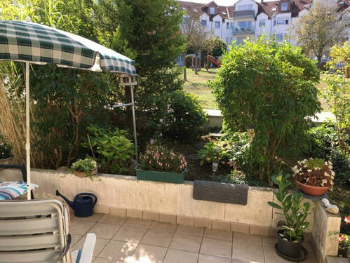 Terrasse - KNIPFER`S IMMOBILIENSCHÄTZE - Schönes Apartment mit Terrasse und TG in Diedorf zur Miete