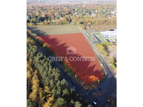 Bild 1 - Entwicklungsfähiges Gewerbegrundstück im Alleinauftag