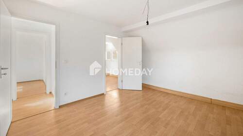 1. OG Elternschlafzimmer 2 - 