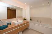 Modernes Badezimmer - 