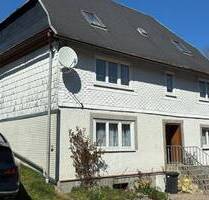 Einfamilienhaus in Deesbach - 40.000,00&nbsp;EUR Kaufpreis, ca.&nbsp; 120,00&nbsp;m&sup2;&nbsp;Wohnfl&auml;che in Deesbach (PLZ: 98744)