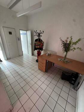 Vorraum Toilette und Küche - Büro in Frankfurt am Main zur Miete