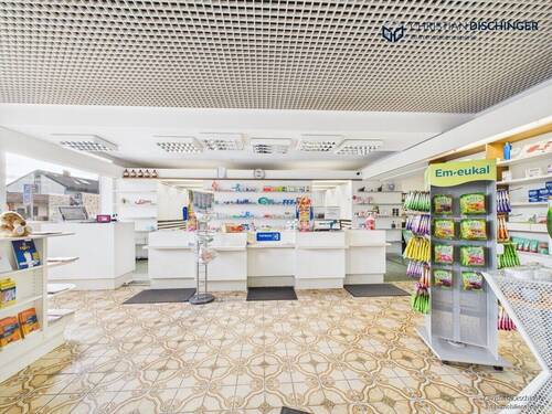 Verkaufsfläche / Büro - 4 Zimmer Büro in Köfering