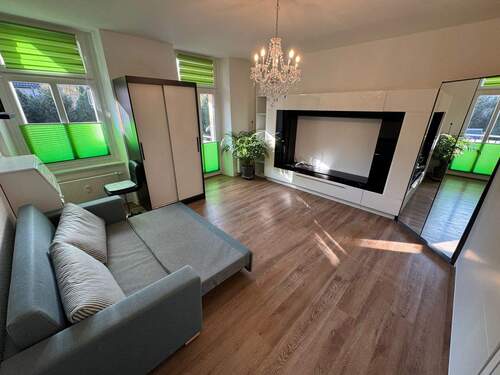 Wohn-/Schlafzimmer - 