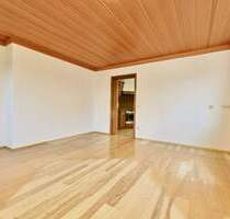 Frisch renovierte 3,5-Zimmer-Wohnung mit Balkon in ErbachErsingen