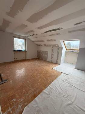 Wohnbereich - Ruhige, gut gelegene Dachgeschosswohnung in Gröbenzell