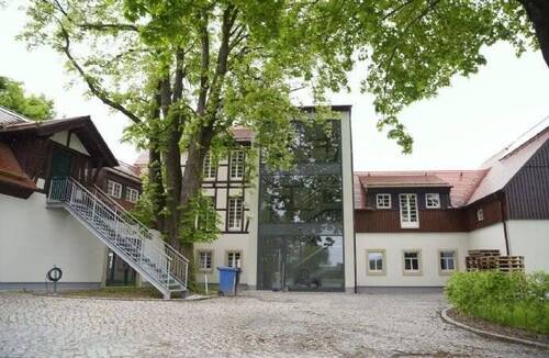 Hausansicht - 4 Zimmer Etagenwohnung in Wachau