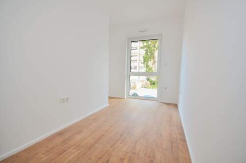 Arbeitszimmer 1.OG - 5 Zimmer Mehrfamilienhaus, Wohnhaus in Neu-Isenburg