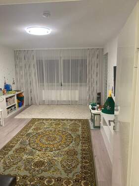 Wohnzimmer - 2 Zimmer Etagenwohnung in Liederbach am Taunus