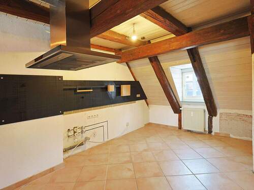 Offene Küche - 4 Zimmer Etagenwohnung in Renningen