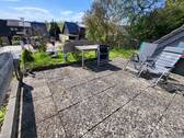 4. Terrasse und Grundstück (3) - 