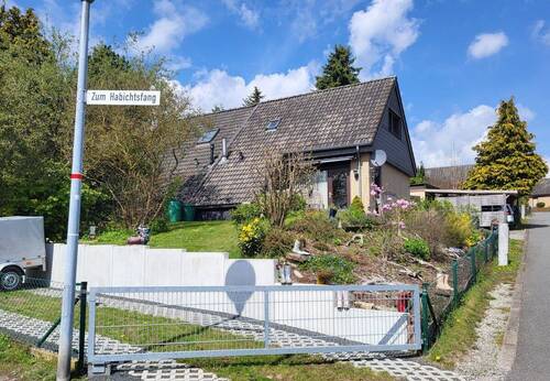 1. Hausansichten (1) - Gemütliche Doppelhaushälfte in ruhiger, idyllischer Lage in Moringen-Nienhagen Weper