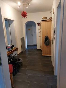 Blick in den Flur in EG-Wohnung - 