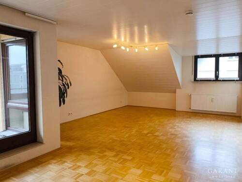 . - 3 Zimmer Etagenwohnung zum Kaufen in Schorndorf