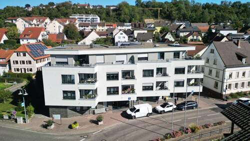 Ansicht Haus - 3 Zimmer Etagenwohnung zum Kaufen in Sinsheim / Rohrbach