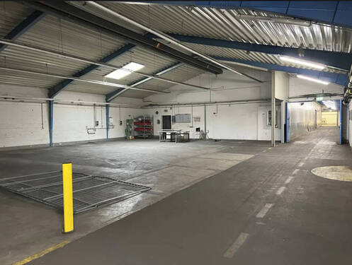 Osanbrück 5 - Vermietete Gewerbeimmobilie mit rd. 8.000 m² Nutzfläche in etabliertem Gewerbegebiet von Osnabrück