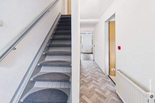 Flur EG - 3 Zimmer Reihenendhaus zum Kaufen in Stade