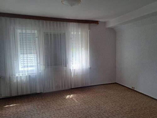 Schlafzimmer mit Balkon - 