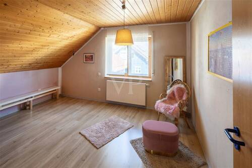 Kinderzimmer 2 ö - 
